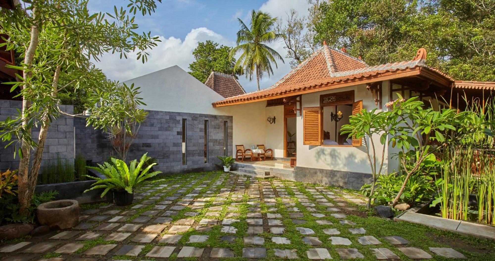 Hotel Ndalem Nitihardjan Magelang Esterno foto